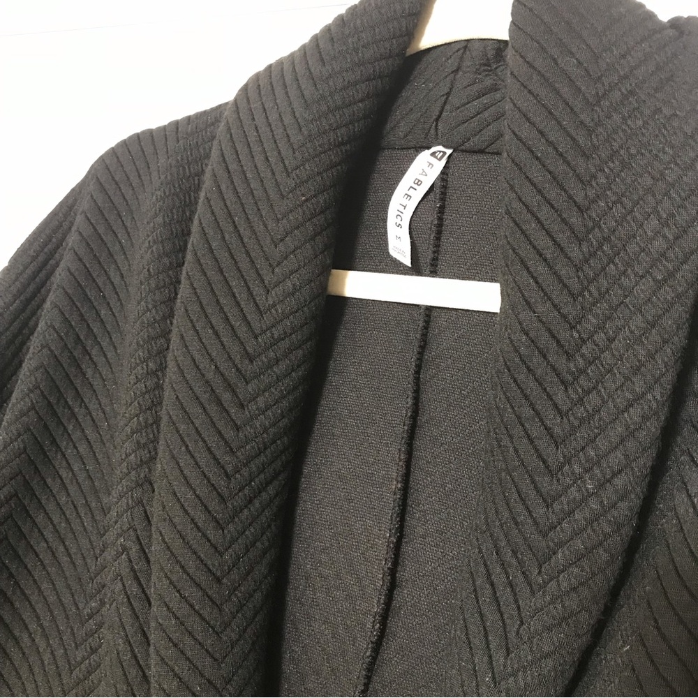 Fabletics Size Medium Vanessa Quilted Cardigan Black - Picture 3 of 7